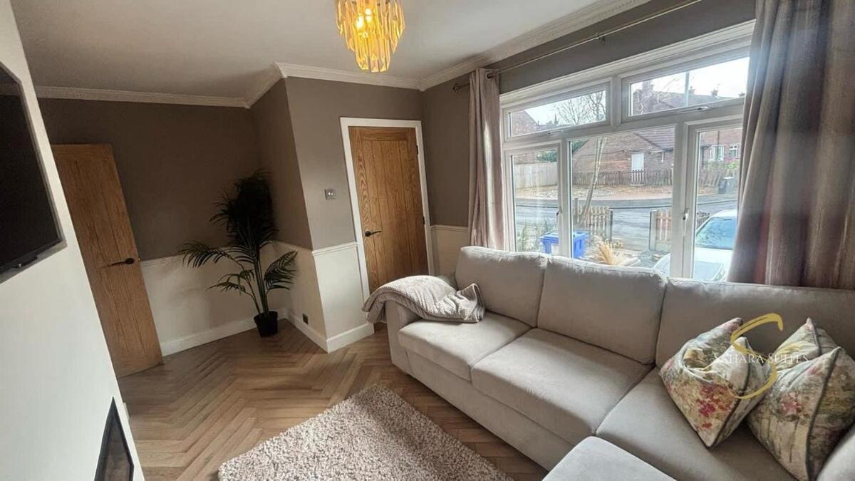 Stylish 2Bed - Manchester - Free Parking Hyde Exterior foto