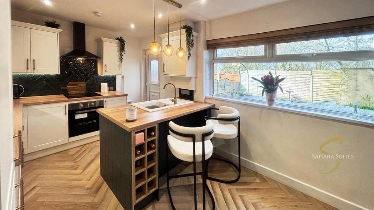 Stylish 2Bed - Manchester - Free Parking Hyde Exterior foto